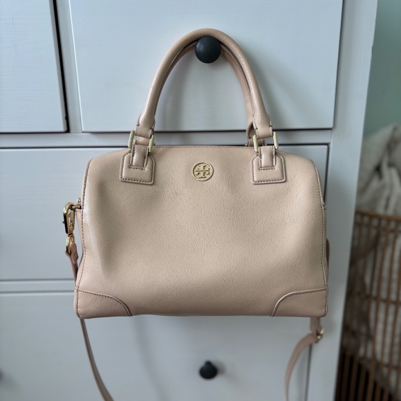 Tory Burch Robinson Middy Satchel – Dark Sahara Saffiano Leather Bag - Picture 4 of 14